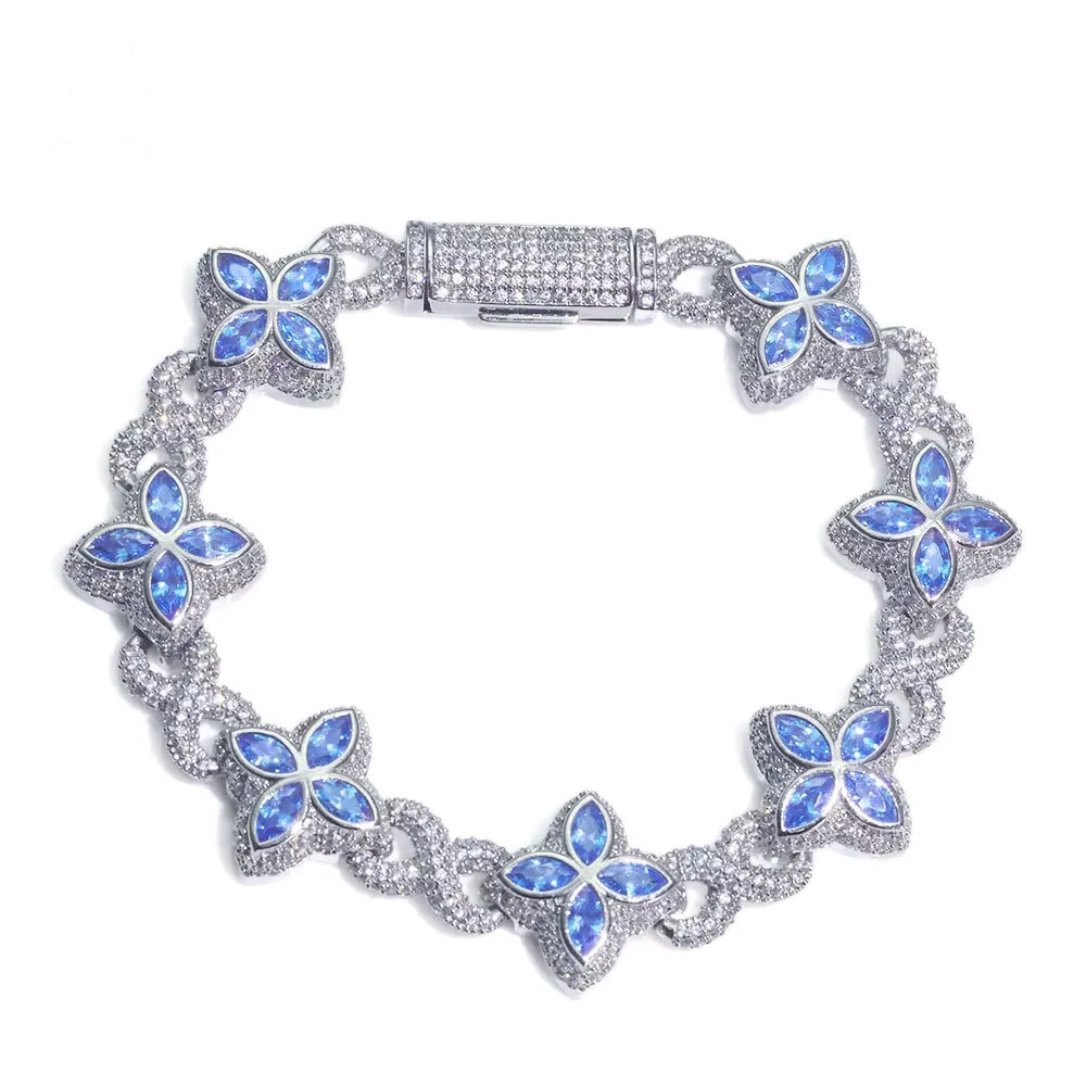 Iced Out Clover Infinity (Bracelet)