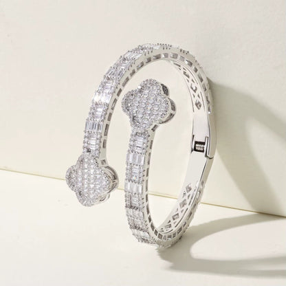 Clover Bangle Bracelet